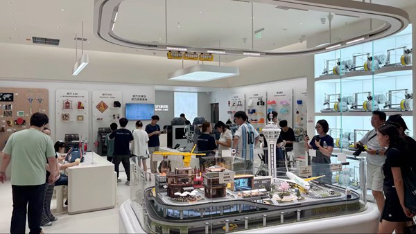 拓竹科技重庆首店开业现场