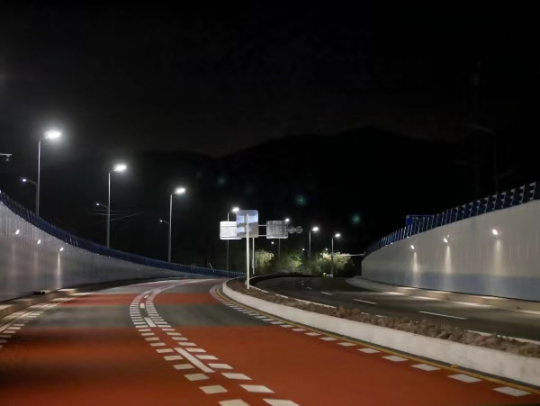 交通工程顺利完成